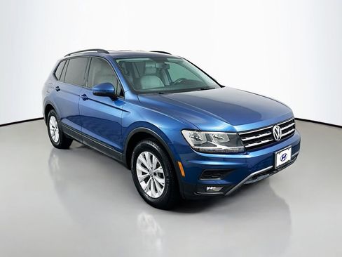 Used 2018 Volkswagen Tiguan S FWD image 3