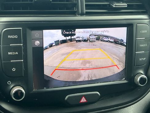 Used 2022 Kia Soul LX w/ Technology Package image 19