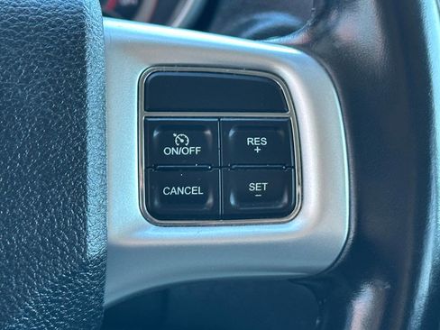 Used 2020 Dodge Journey SE w/ SE Popular Equipment Group image 33