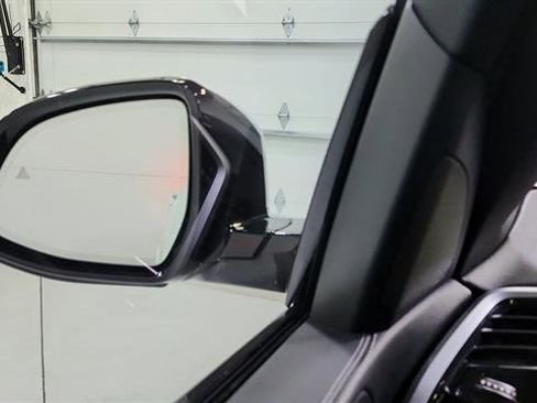 Used 2022 BMW X5 sDrive40i w/ M Sport Package RWD image 14