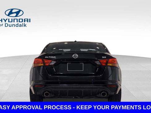 Used 2024 Nissan Altima 2.5 SR FWD image 8