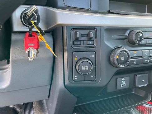 New 2025 Ford F350 XL w/ XL Chrome Package image 60