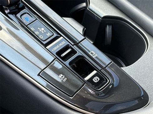 Used 2026 Toyota Crown Platinum image 27