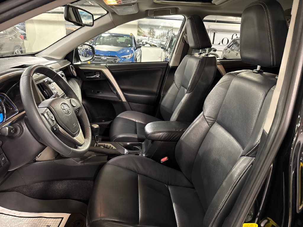 Used 2015 Toyota RAV4 Limited AWD/4WD image 10
