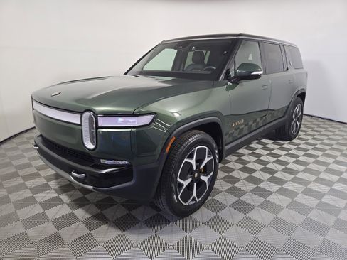 Used 2024 Rivian R1S Adventure image 1