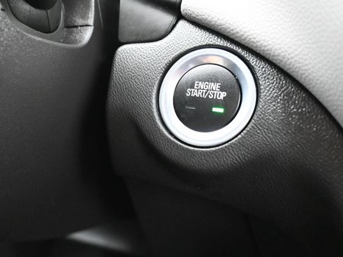 Used 2024 Chevrolet Equinox LS w/ LS Convenience Package FWD image 19