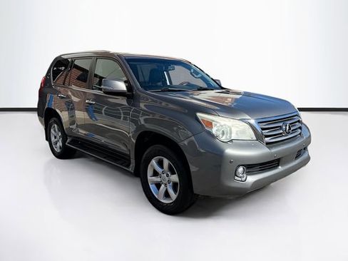Used 2010 Lexus GX 460 image 3