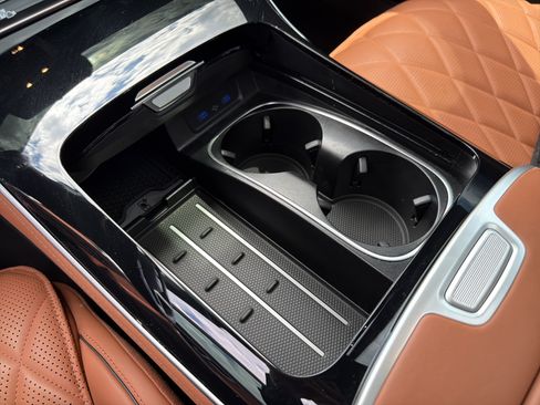 Used 2024 Mercedes-Benz S 580 4MATIC Sedan image 39