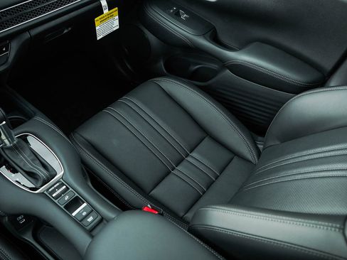 New 2026 Honda HR-V EX-L image 25