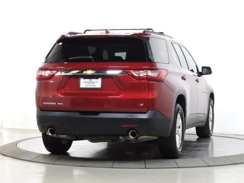 Used 2019 Chevrolet Traverse LT image 9