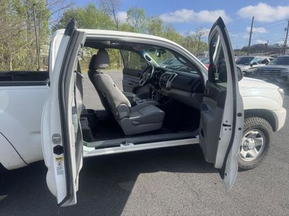 Used 2012 Toyota Tacoma 4x4 Access Cab w/ SR5 Pkg
