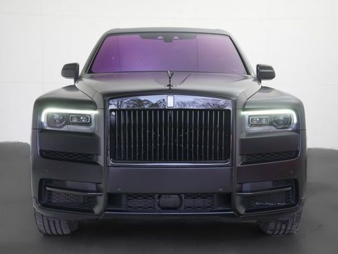 Certified 2024 Rolls-Royce Cullinan Black Badge w/ Driver's Package image 77