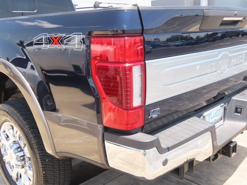 Used 2022 Ford F250 King Ranch w/ King Ranch Ultimate Package AWD/4WD image 11