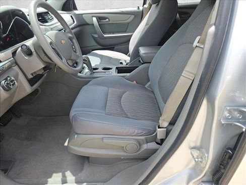 Used 2016 Chevrolet Traverse LS FWD image 16