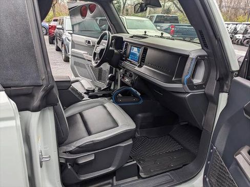 Used 2023 Ford Bronco Black Diamond image 18