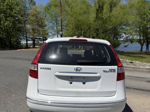 Used 2010 Hyundai Elantra GLS FWD image 7