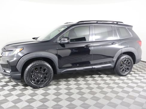 Certified 2022 Honda Passport TrailSport image 9