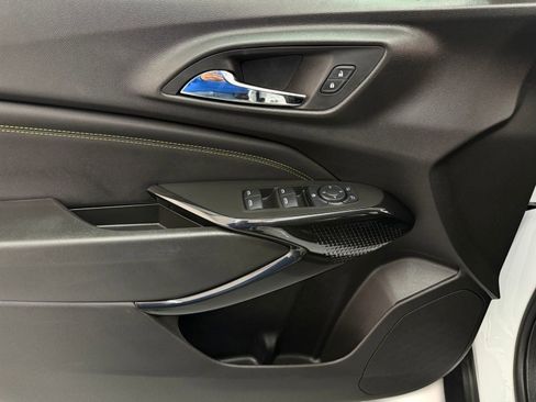 Used 2025 Chevrolet Trax ACTIV w/ Driver Confidence Package FWD image 11