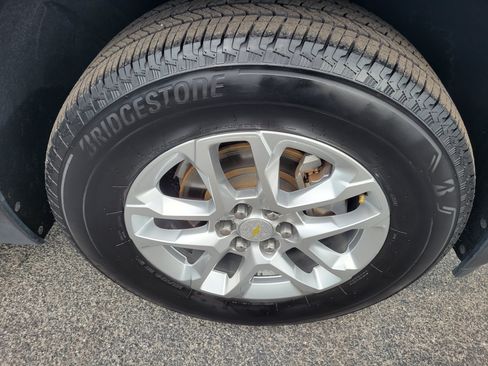 Certified 2019 Chevrolet Traverse LT FWD image 38