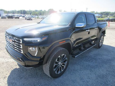 New 2026 GMC Canyon Denali AWD/4WD image 10