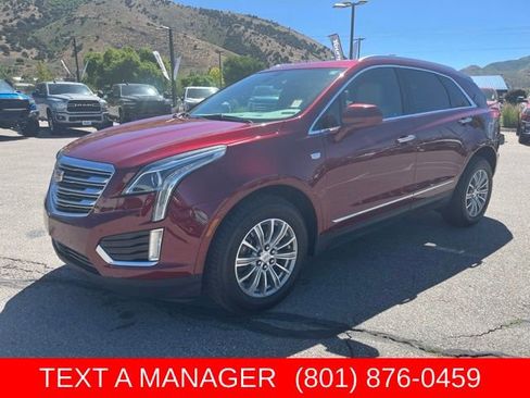 Used 2017 Cadillac XT5 Luxury w/ Driver Awareness Package AWD/4WD image 8