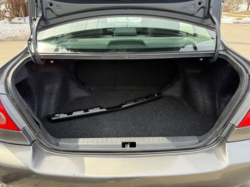 Used 2007 Toyota Corolla LE image 16