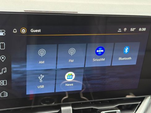 New 2026 Chevrolet Equinox LT w/ Convenience Package II AWD/4WD image 15