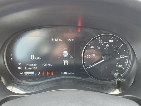 Used 2024 Nissan Kicks SV FWD image 21
