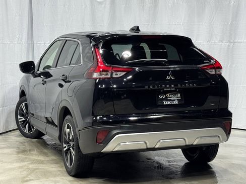 Used 2024 Mitsubishi Eclipse Cross AWD image 4