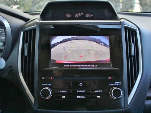 Used 2019 Subaru Impreza 2.0i Premium image 19