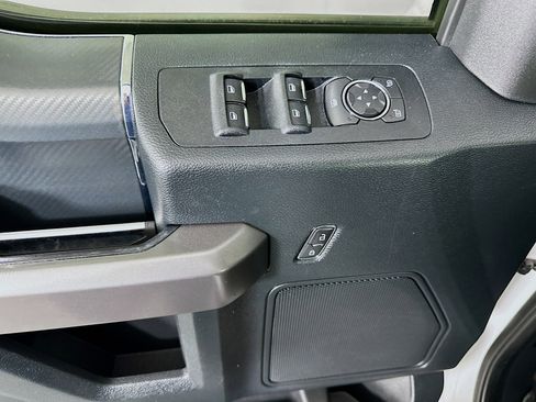 Used 2020 Ford F150 XLT w/ Equipment Group 302A Luxury image 15