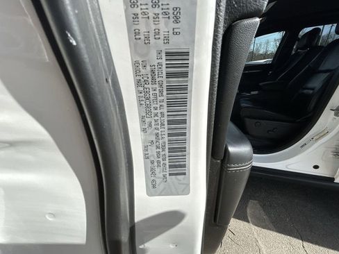 Used 2019 Jeep Grand Cherokee Limited w/ Luxury Group II image 24