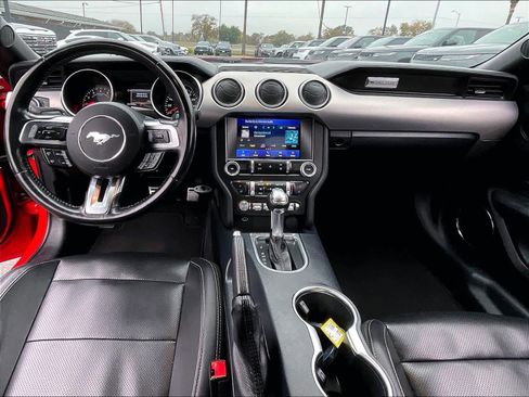 Used 2022 Ford Mustang Premium image 17