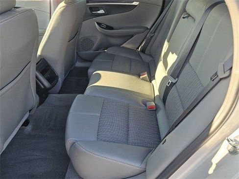 Used 2018 Chevrolet Impala LS image 10