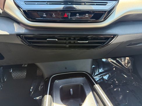Certified 2023 Volkswagen ID.4 Pro RWD image 13