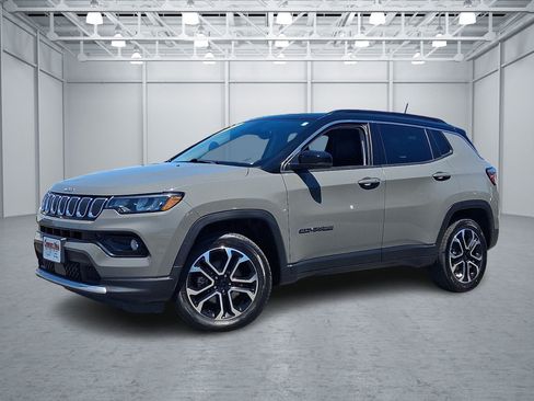 Used 2022 Jeep Compass Limited w/ Sun and Sound Group AWD/4WD image 5
