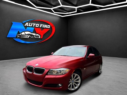 Used 2011 BMW 328i xDrive Sedan AWD/4WD image 1
