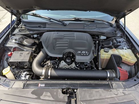 Used 2019 Dodge Challenger SXT w/ Plus Package AWD/4WD image 37
