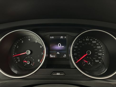 Used 2020 Volkswagen Tiguan SE AWD/4WD image 15