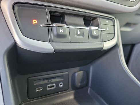 Used 2023 GMC Terrain SLT w/ LPO, Floor Liner Package image 34