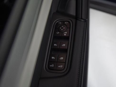 New 2026 Porsche Cayenne AWD/4WD image 21