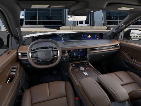 New 2025 Lincoln Navigator Reserve image 9
