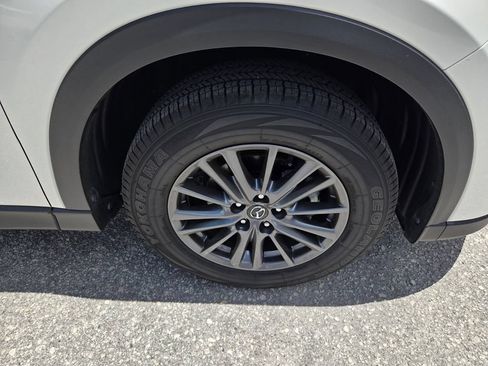 Used 2021 MAZDA CX-5 Touring FWD image 17