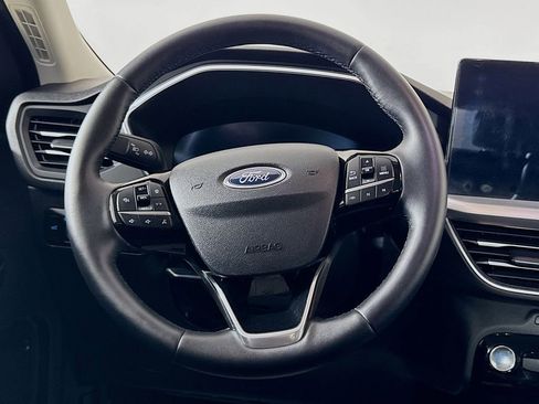 Used 2025 Ford Escape Platinum image 12