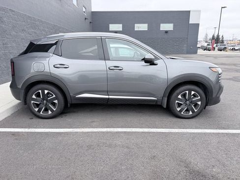 Certified 2025 Nissan Kicks SV w/ SV Premium Package image 7