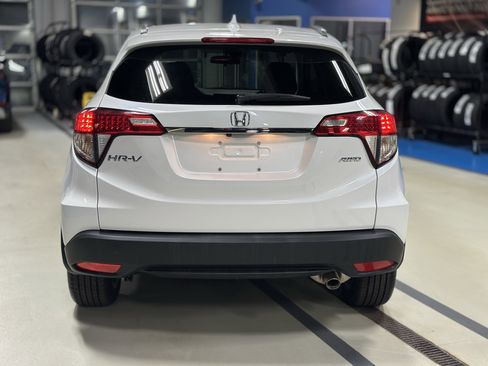 Used 2022 Honda HR-V EX image 5
