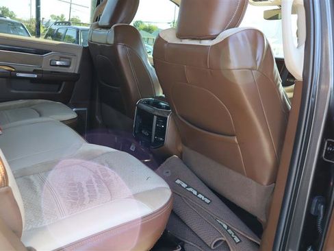 Used 2019 RAM 3500 Laramie image 13