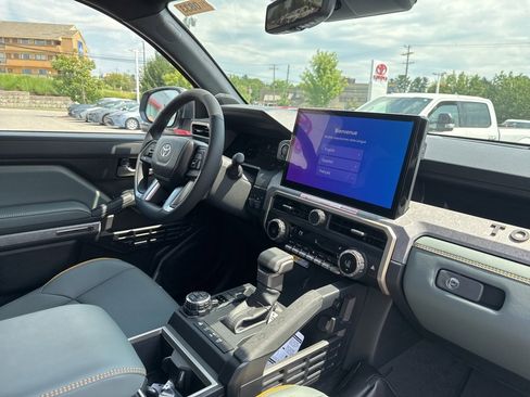 New 2025 Toyota Tacoma Trailhunter image 20