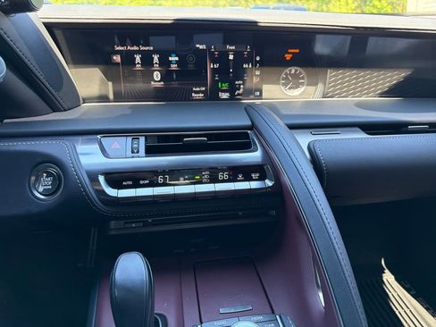 Used 2020 Lexus LC 500 Coupe w/ Sport Package RWD image 8