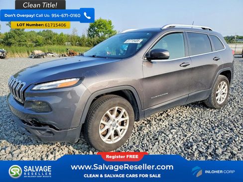 Used 2018 Jeep Cherokee Latitude Plus w/ Comfort/Convenience Group AWD/4WD image 1